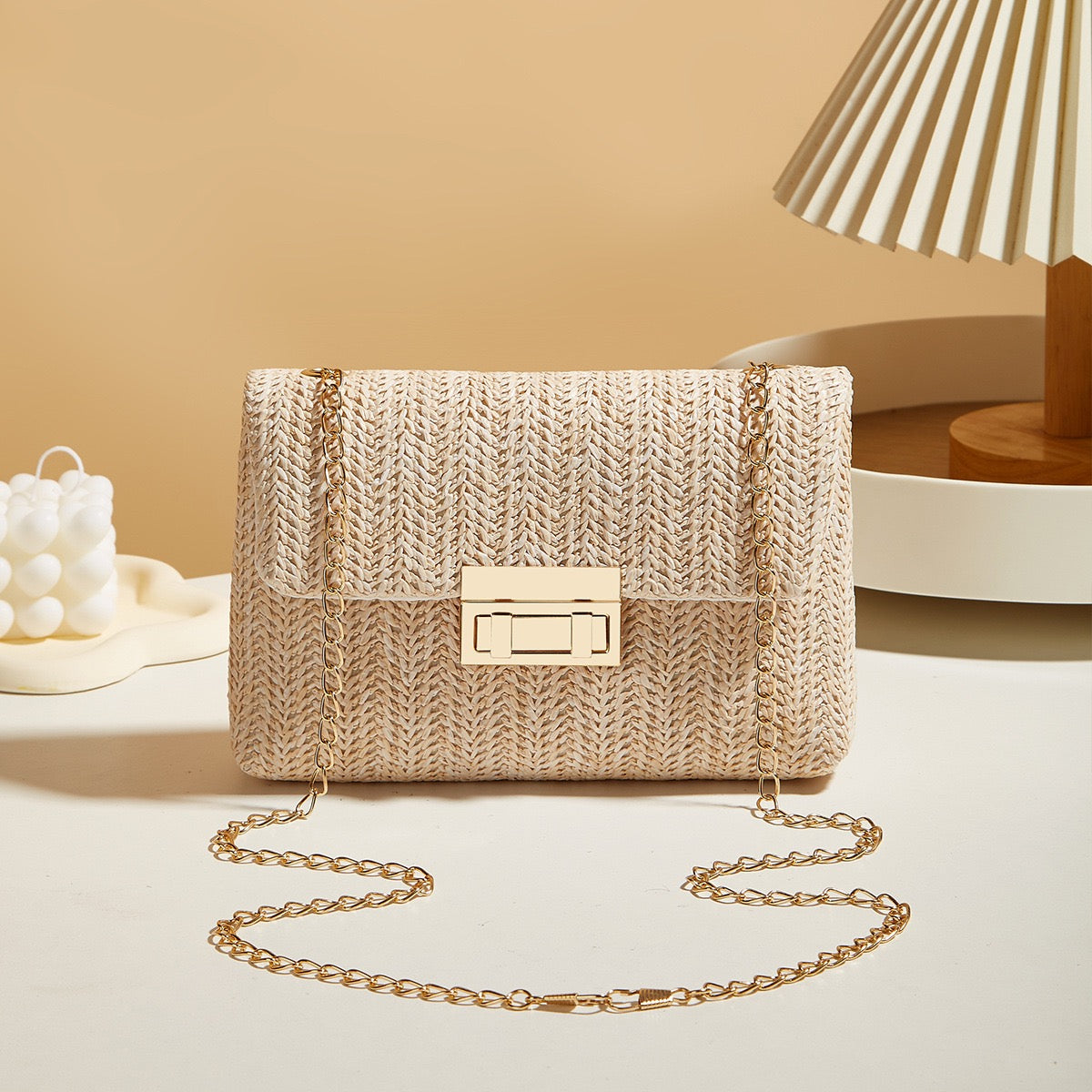 Bolso cuadrado simple con cerradura de rafía para mujer