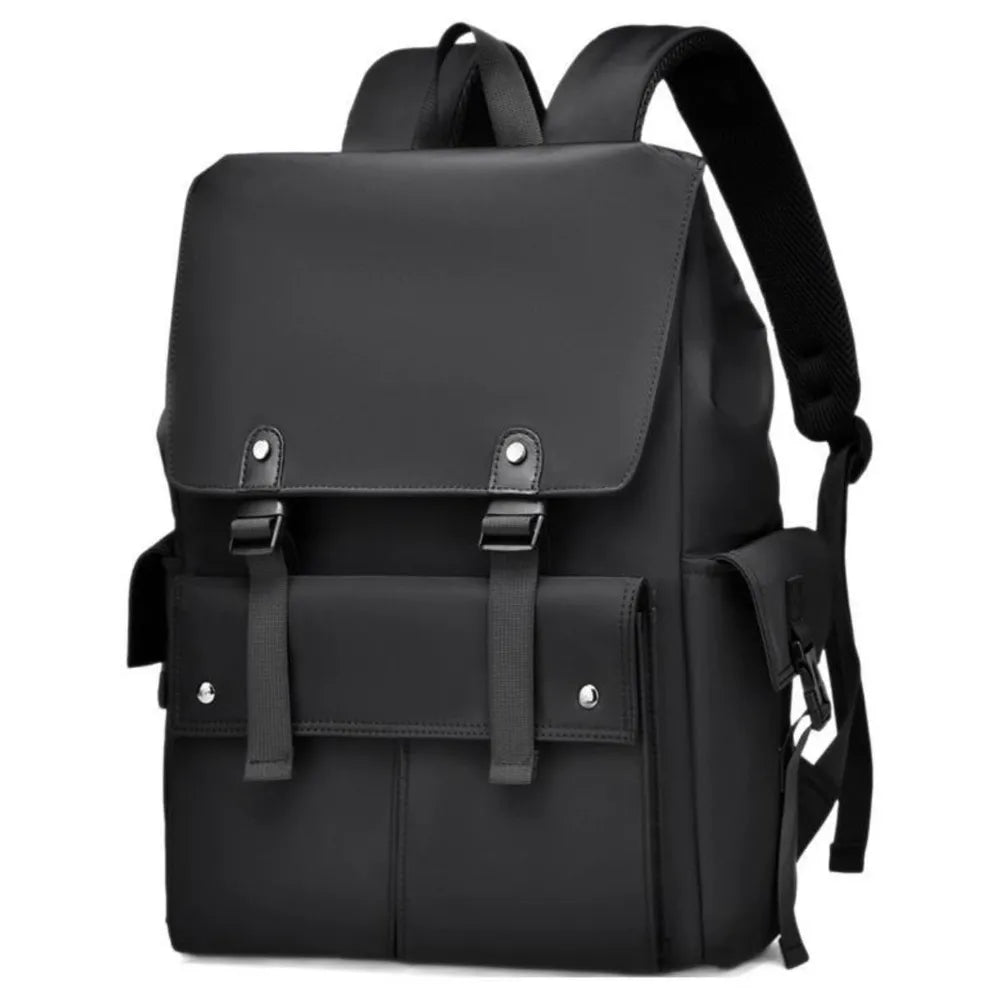 Mochila de Piel Sintética con Múltiples Bolsillos – Estilo Urbano y Funcionalidad